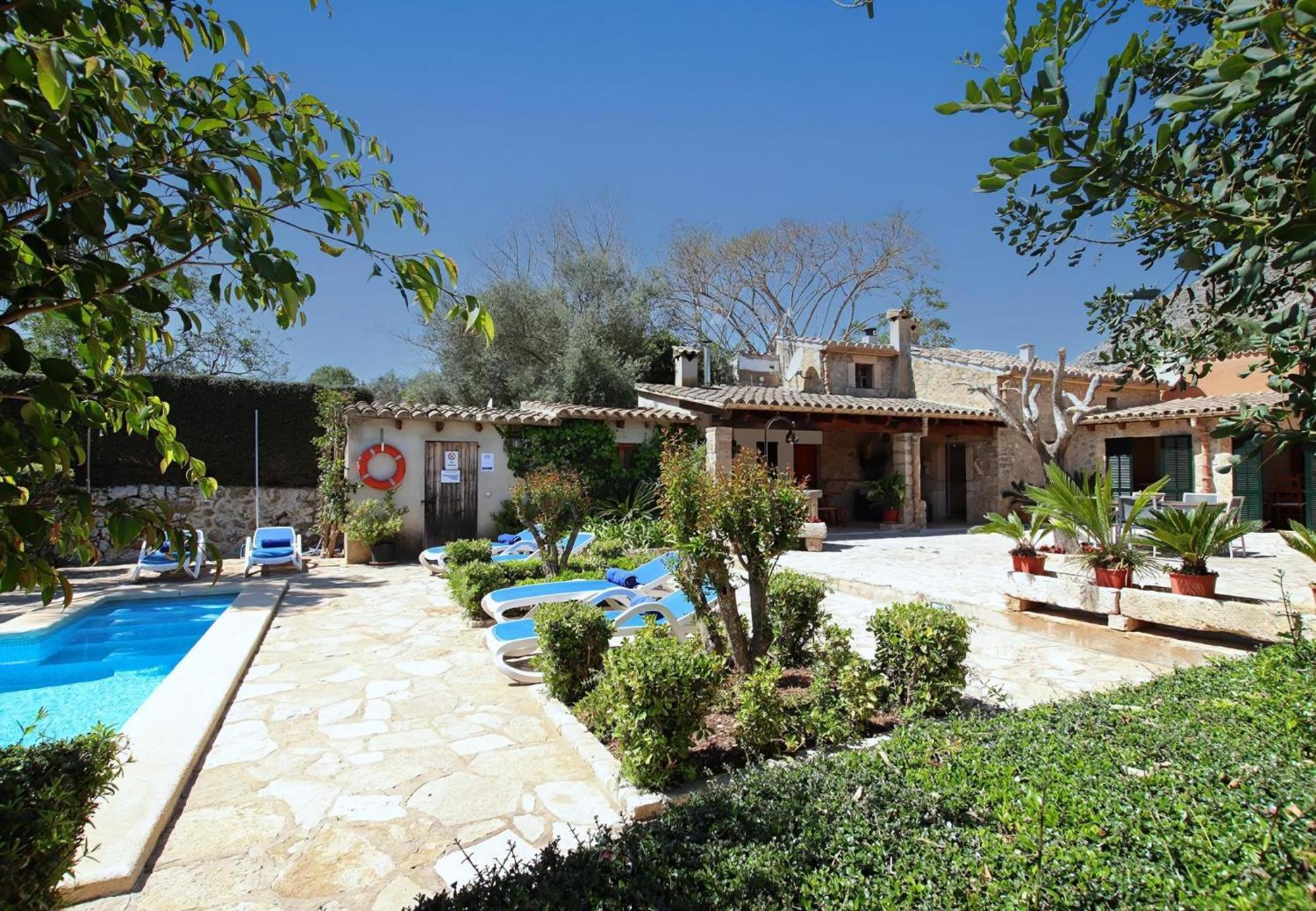 Charmante Martorell Mit Pool Ferienhaus