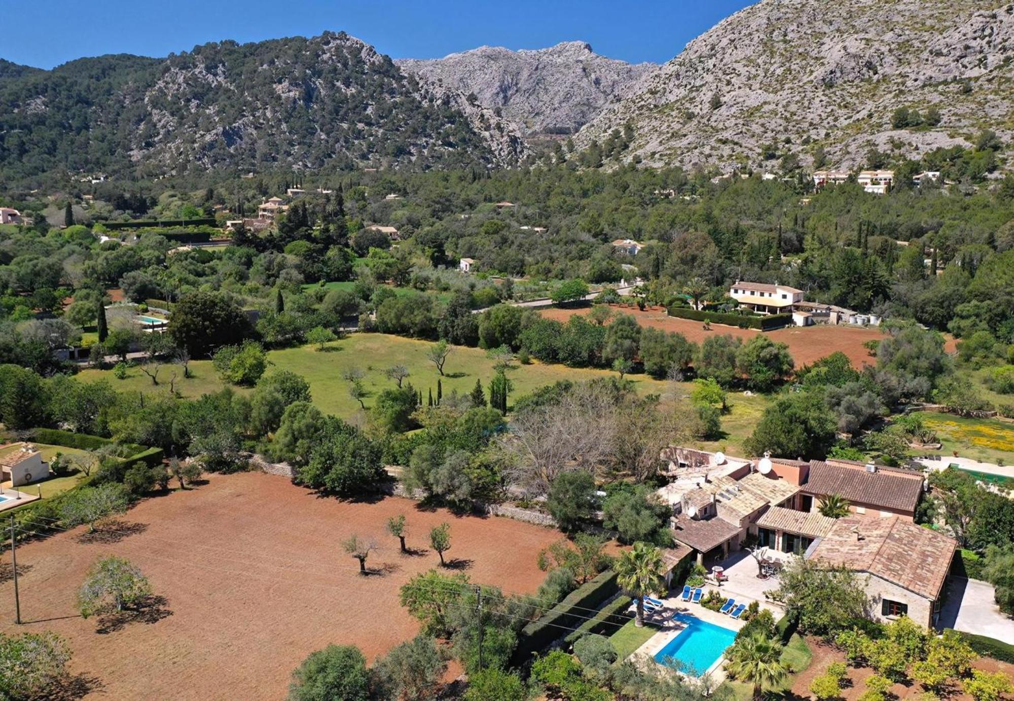 Charmante Martorell Mit Pool Ferienhaus
