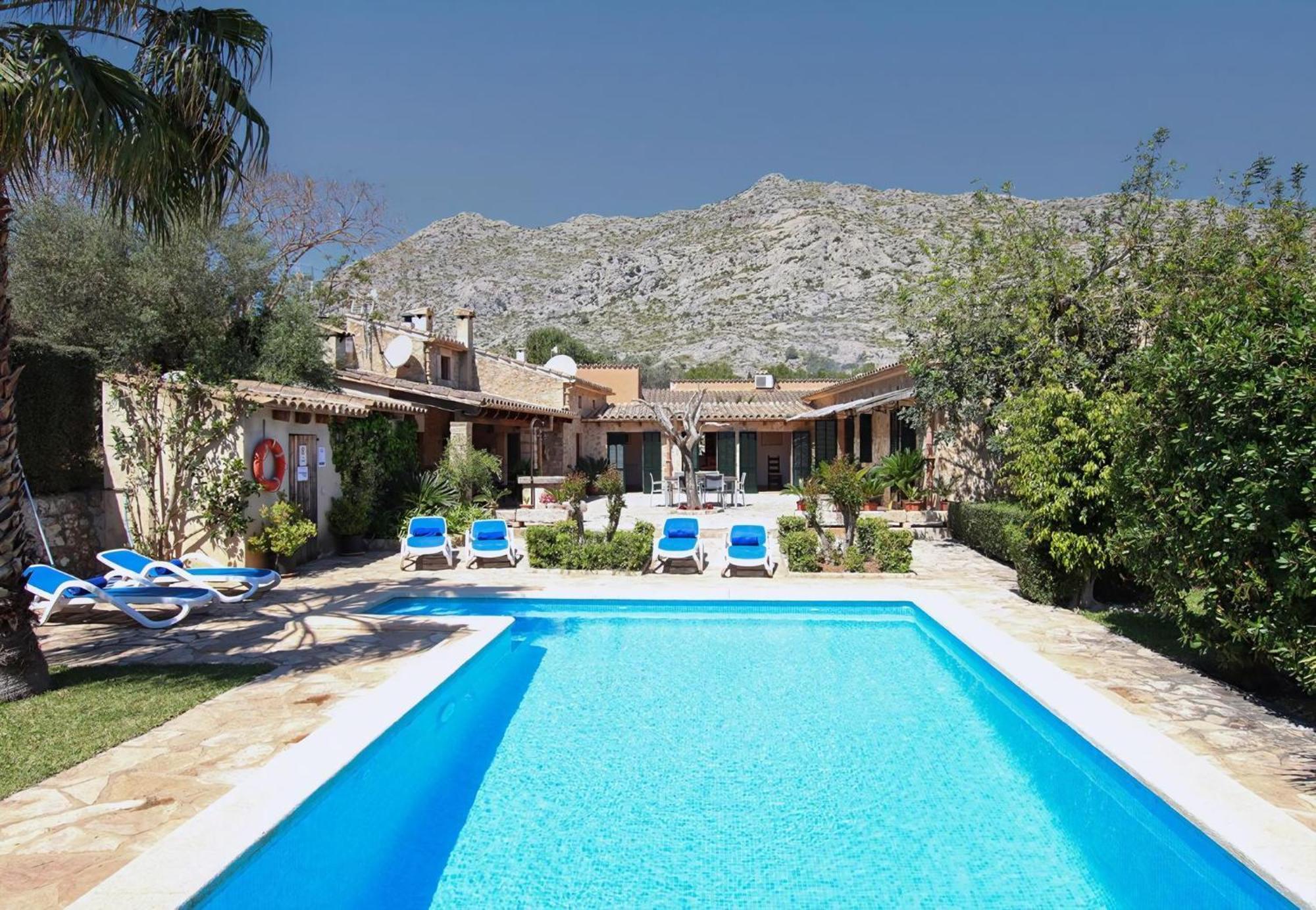 Charmante Martorell Mit Pool *